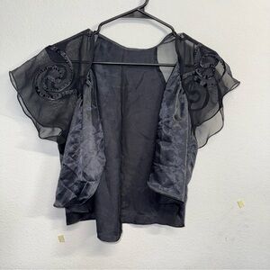 VTG Black Sheer Chiffon Shrug Bolero Short Sleeve Satin Trim Swirl Embroidery Sm